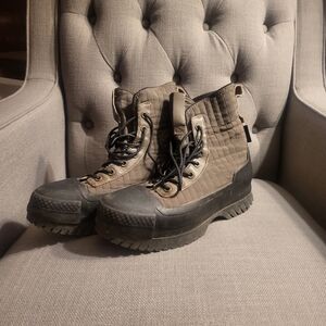 Converse Lugged Boot